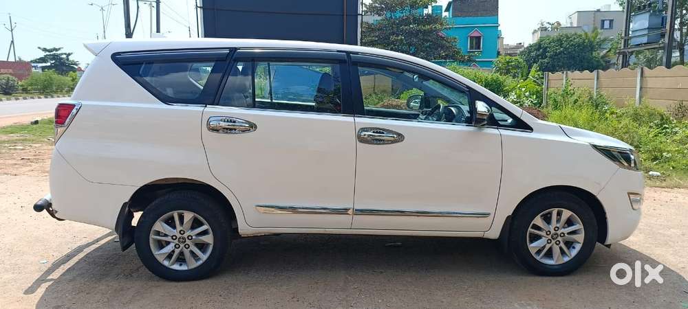 Toyota Innova Crysta 2.4 Gx Mt 8s, 2019, Diesel