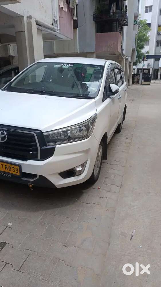 Toyota Innova Crysta G 8 2019