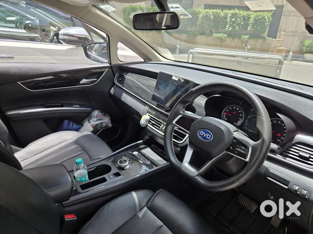 Byd E6 2024  Under Warranty  520km Range  Pristine Condition
