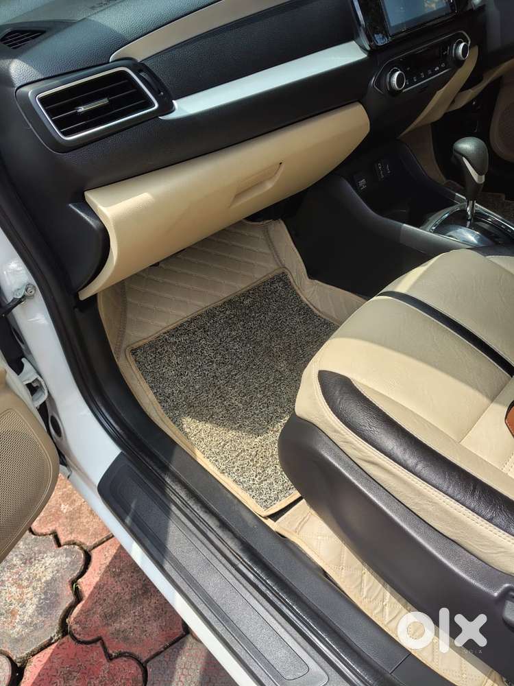 Honda Amaze 2nd Gen Vx, 2023, Petrol