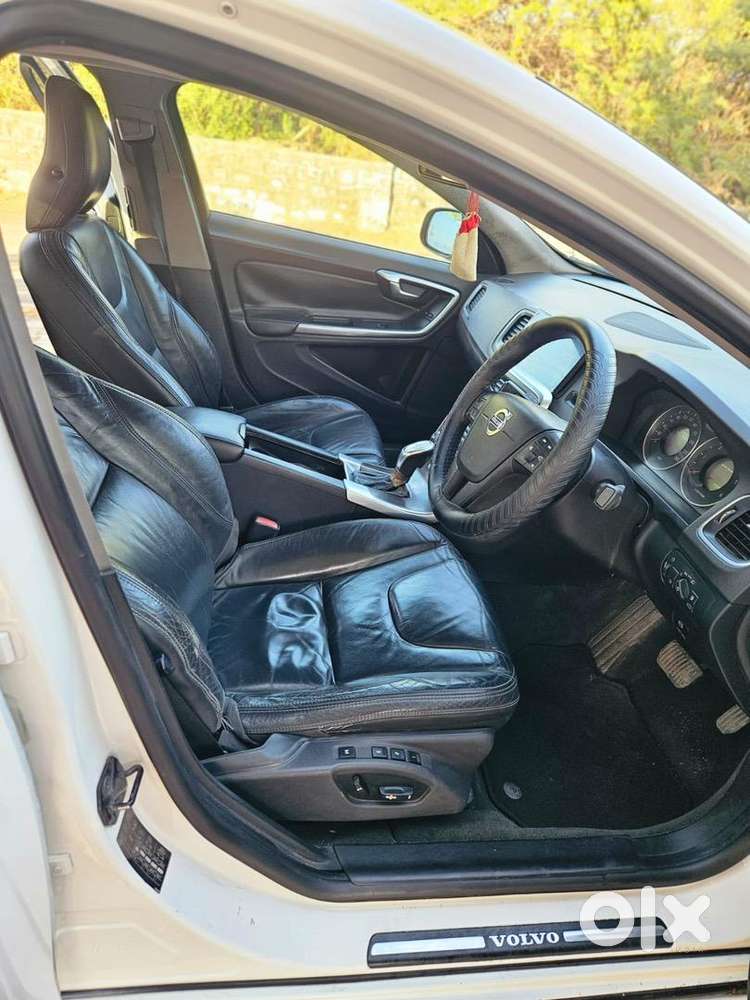 Volvo S60 2013 Diesel Well Maintained