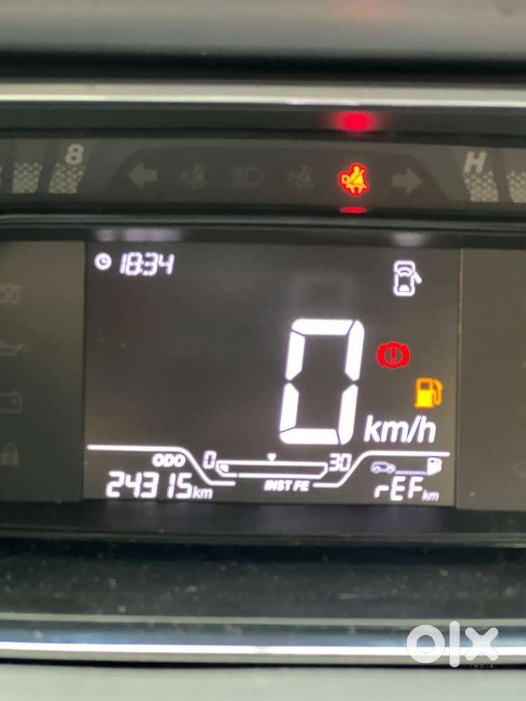 Tata Tiago 1.2 Revotron Xm, 2025, Petrol