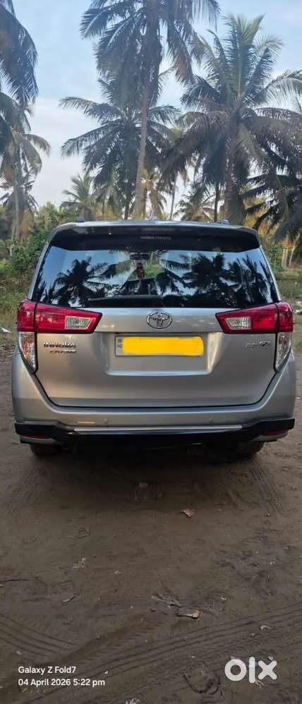 Toyota Innova Crysta 2.8z 2017