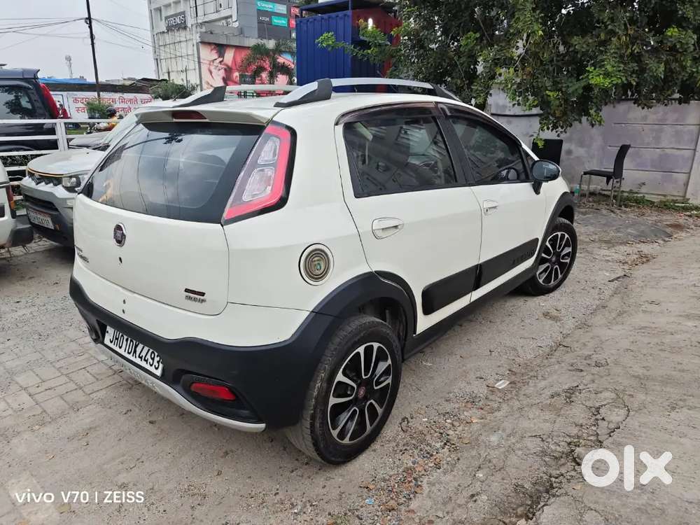 Fiat Urban Cross 2019 कार