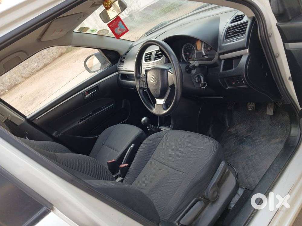 Maruti Suzuki Swift Zxi, 2012, Petrol