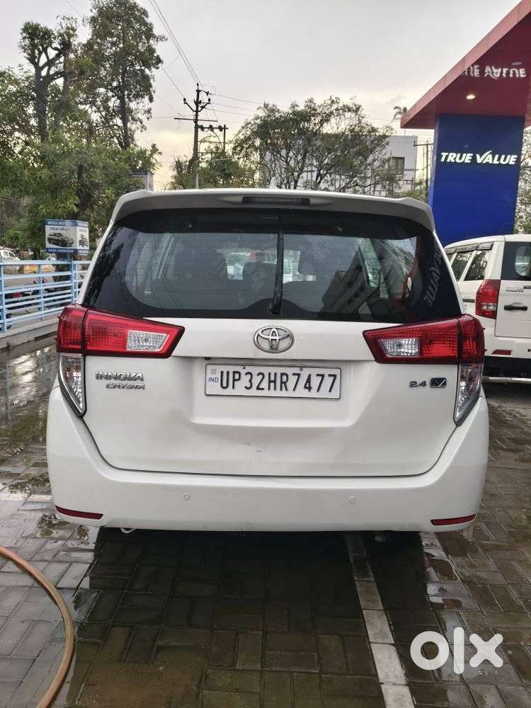 Toyota Innova Crysta 2.4 V, 2017, Diesel