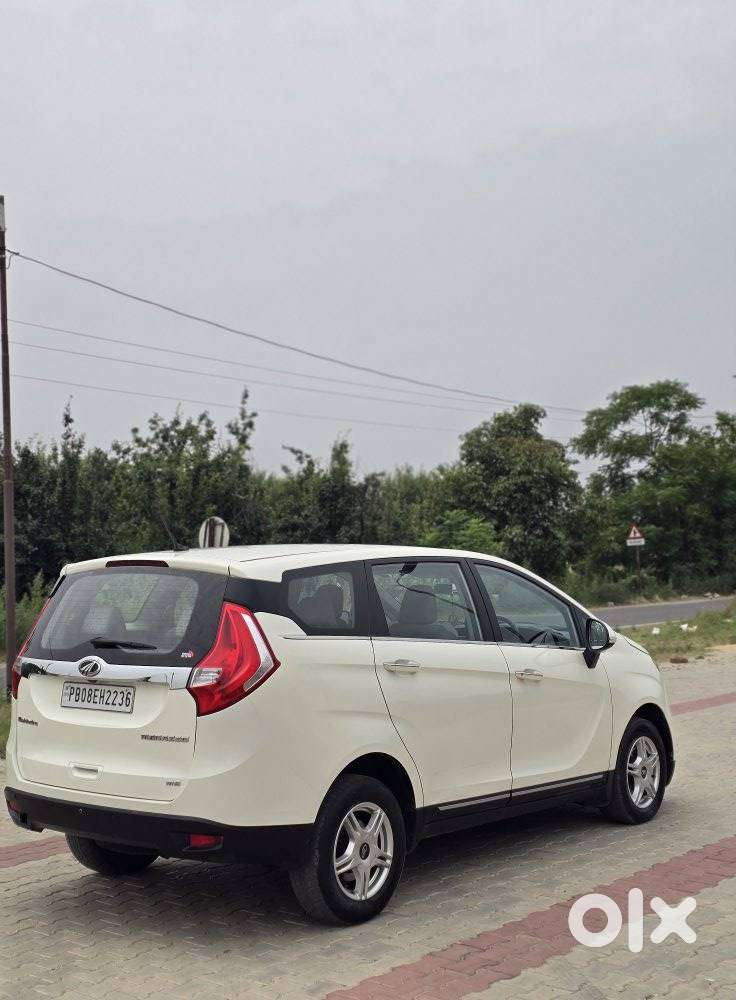 Mahindra Marazzo M6 8str, 2019, Diesel