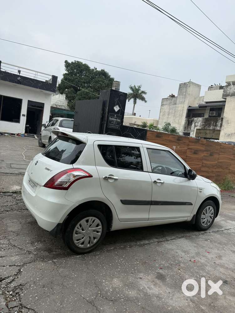 Maruti Suzuki Swift, 2015, Petrol