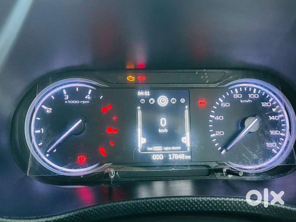 Mahindra Bolero Neo Plus N8, 2022, Diesel