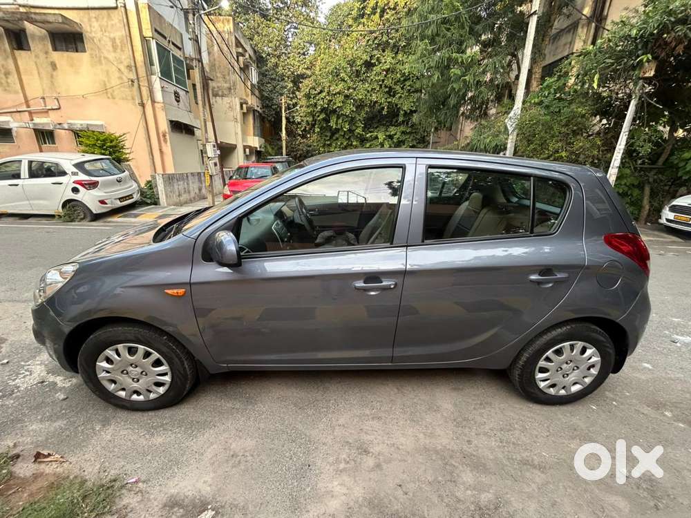 Hyundai I20 Magna 1.2 Mt, 2011, Petrol