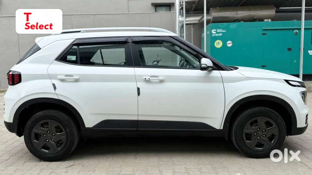 Hyundai Venue 1.2 S (o), 2025, Petrol