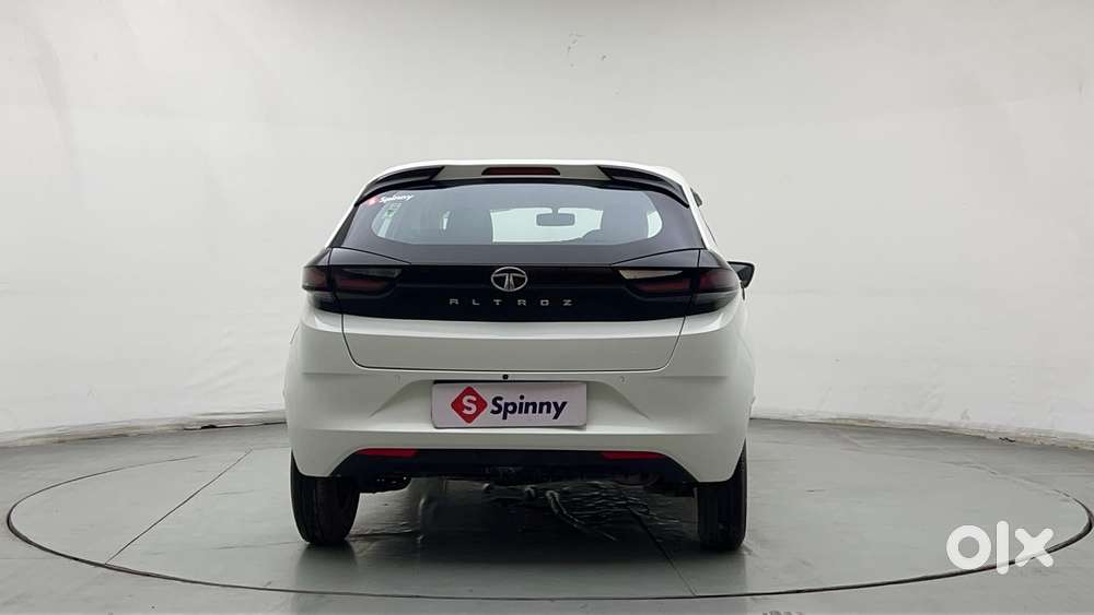 Tata Altroz 1.2 Xe, 2022, Petrol