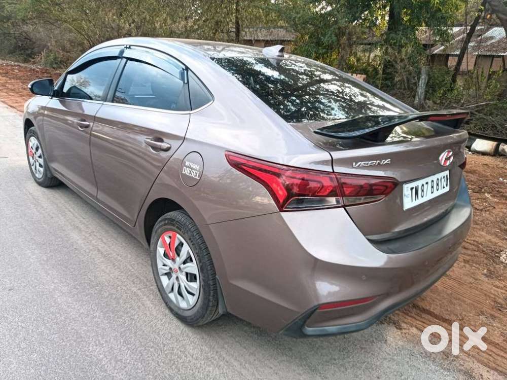 Hyundai Verna Fluidic 1.6 Crdi Sx, 2018, Diesel