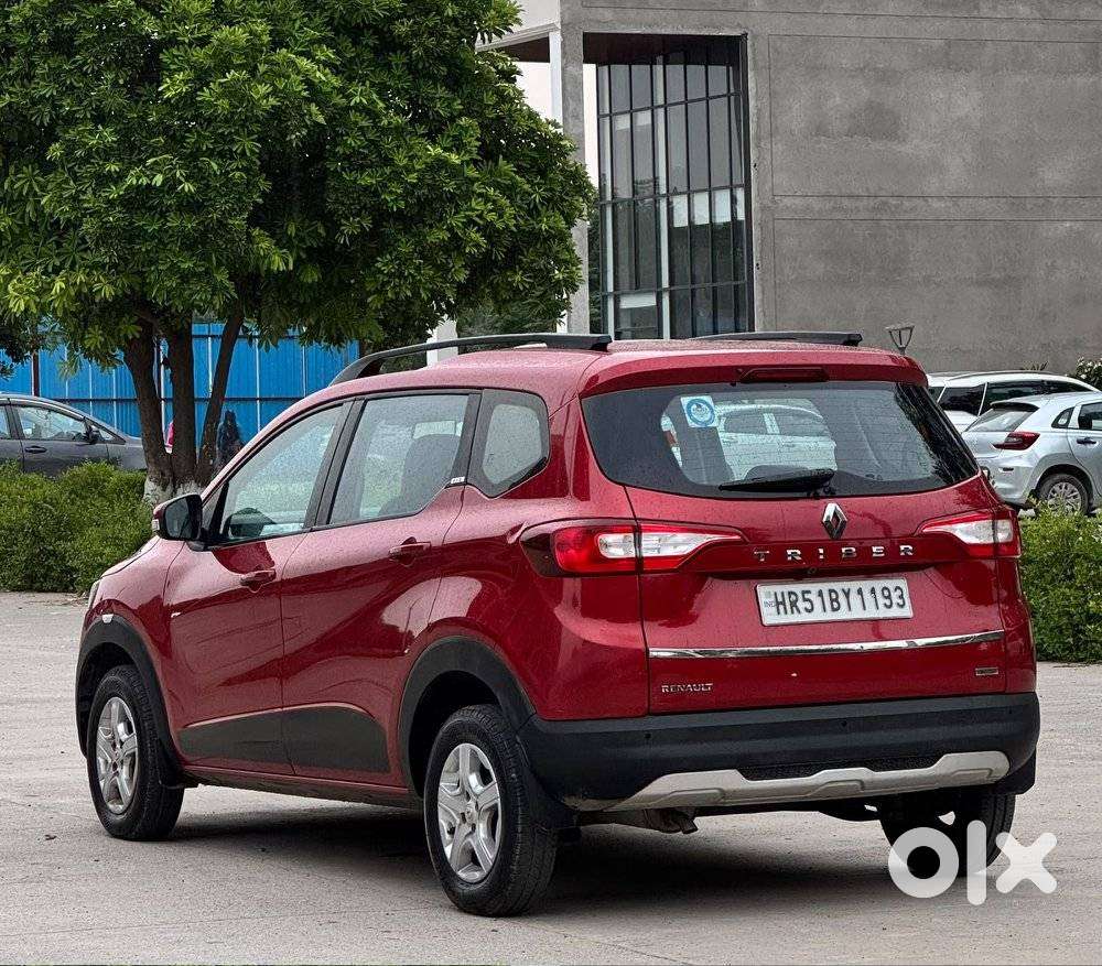 Renault Triber Rxz, 2019, Petrol