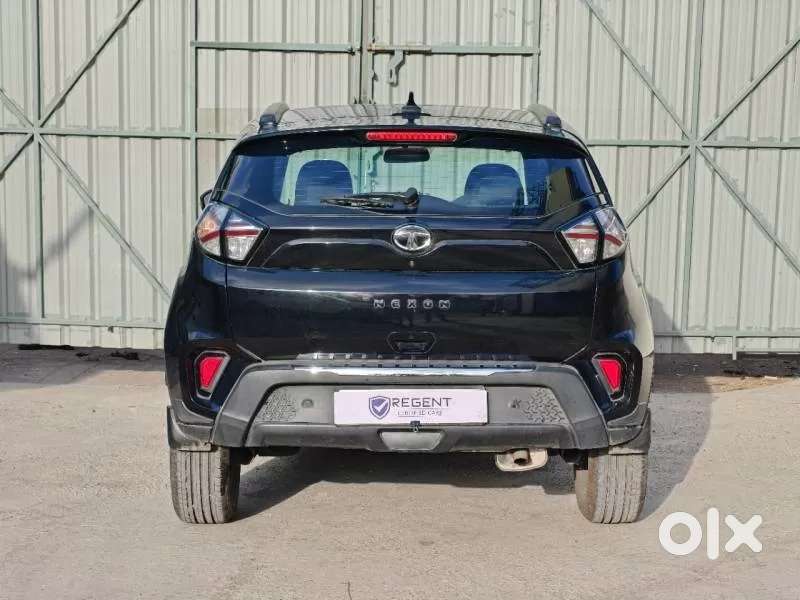 Tata Nexon 1.2 Revotron Xm, 2023, Petrol