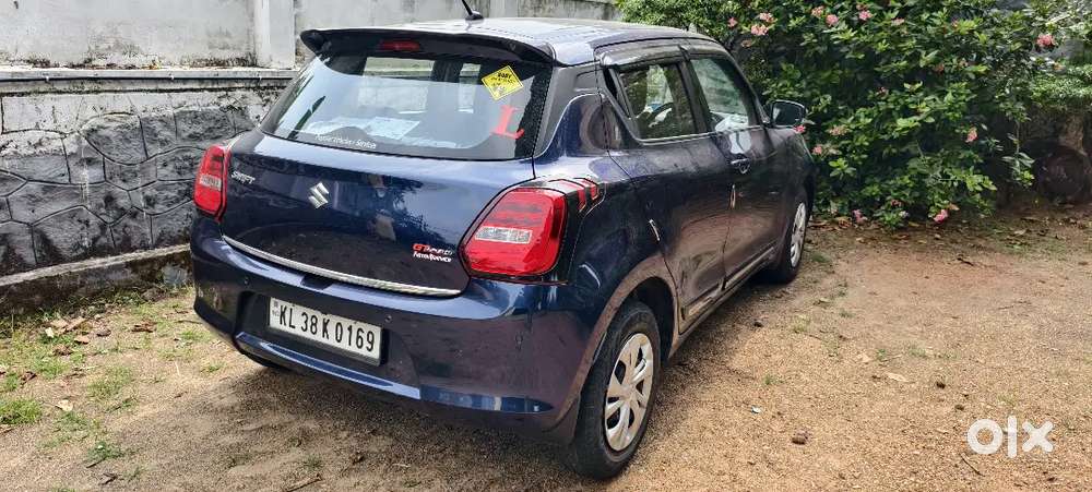 Maruti Suzuki Swift 2022 Petrol 27500 Km Driven