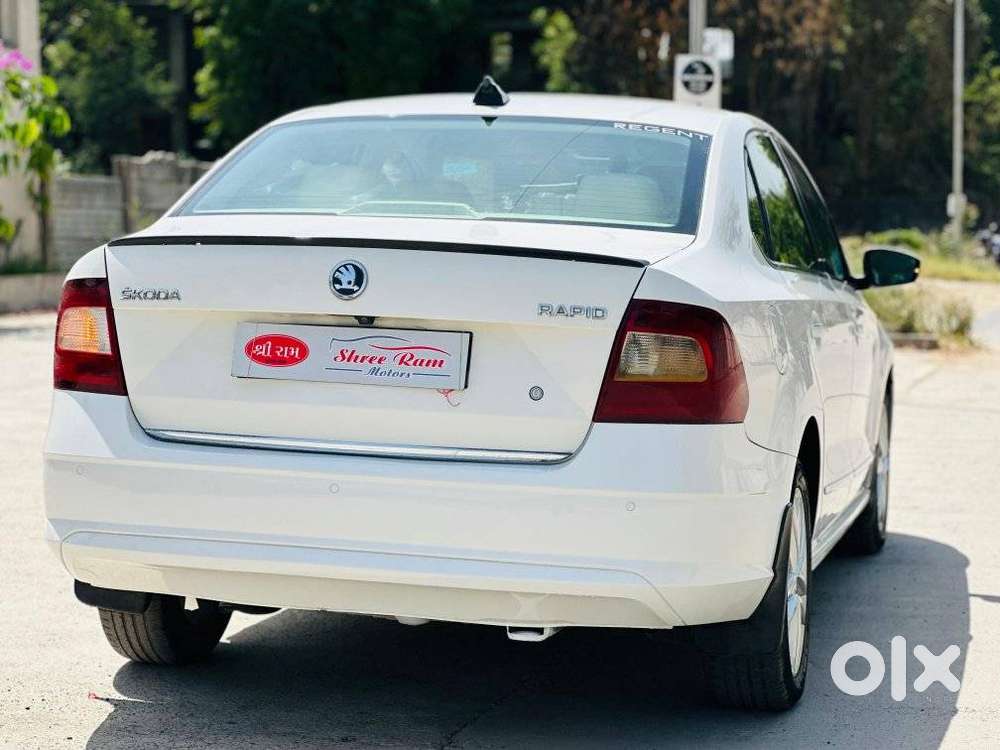 Skoda Rapid 1.0 Style At, 2021, Petrol