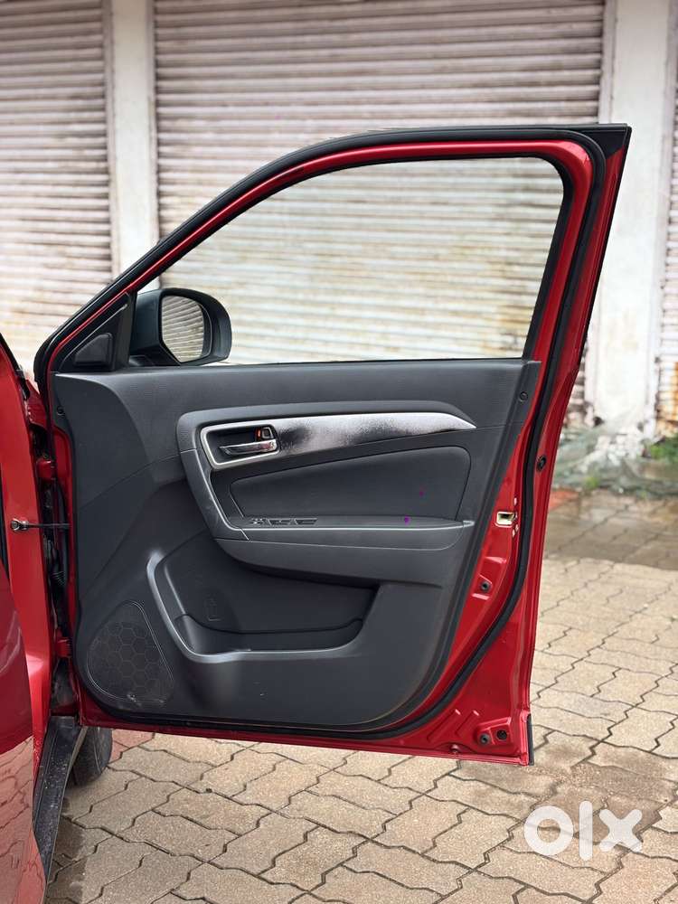 Maruti Suzuki Vitara Brezza Zdi Mt, 2016, Diesel