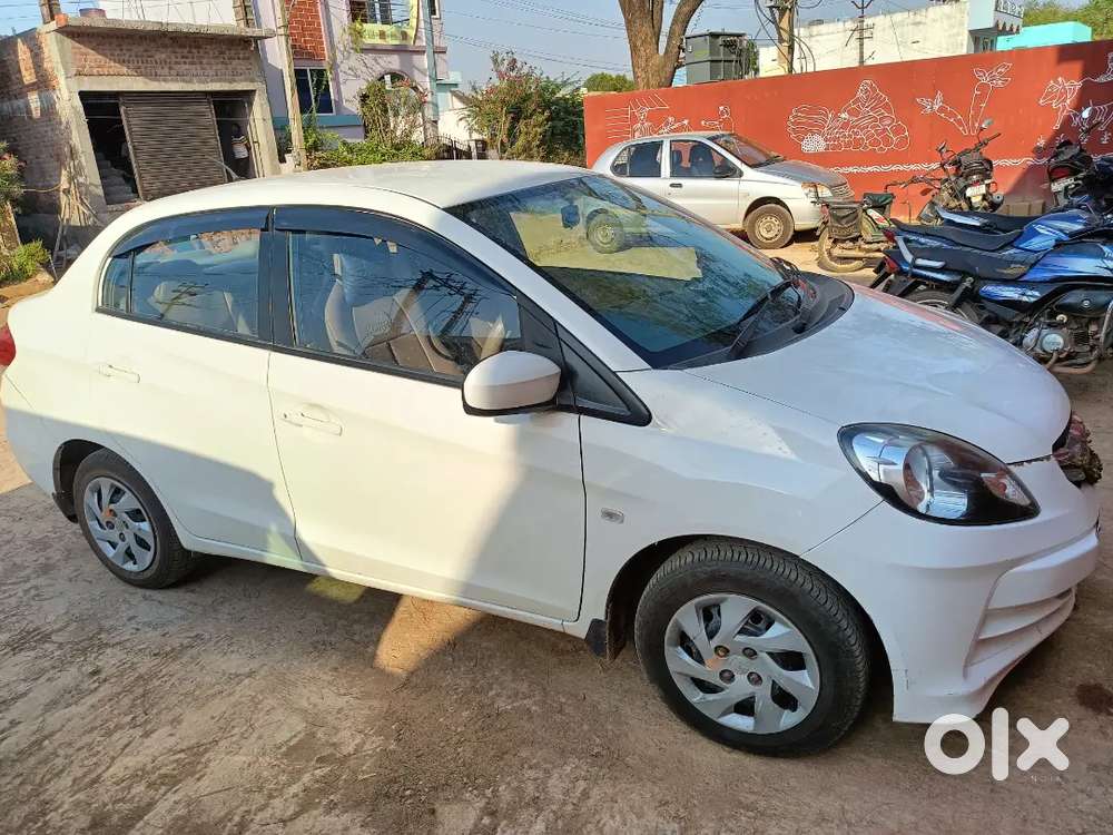 Honda Amaze 2014