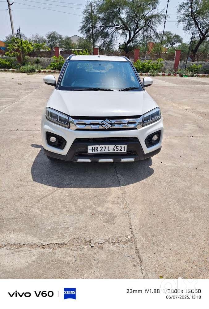 Maruti Suzuki Vitara Brezza 1.5 Vxi, 2022, Cng & Hybrids