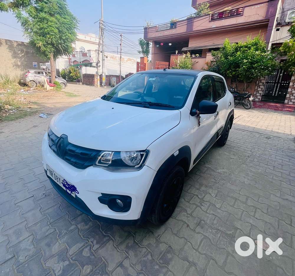 Kwid 42000 Km Run With Jbl Speaker And Amplifier
