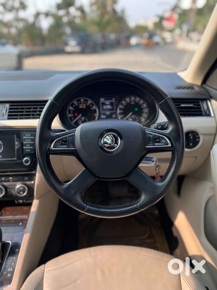 Skoda Octavia 1.8 Tsi At L K, 2015, Petrol