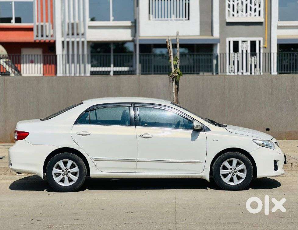 Toyota Corolla Altis 2010-2013 G, 2013, Petrol