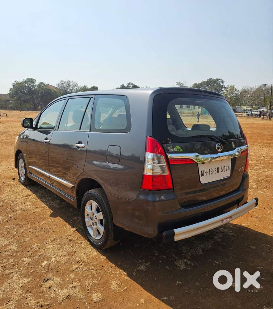 Toyota Innova 2.5 Gx 8 Seater Limited Edition, 2015, Diesel