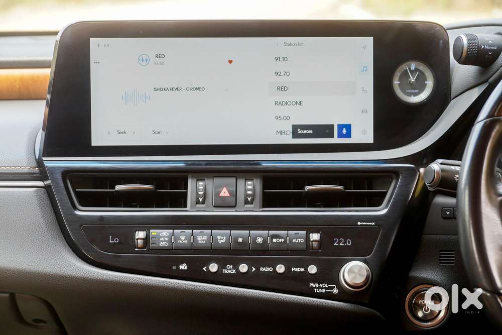 Lexus Es 300h Exquisite, 2024, Petrol