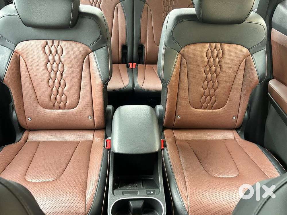Hyundai Alcazar Platinum (o) 6 Str 1.5 Petrol Dct, 2023, Petrol