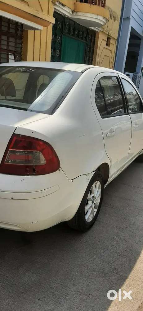 Ford Fiesta Classic 2013 Petrol 50000 Km Driven With Fancy Number