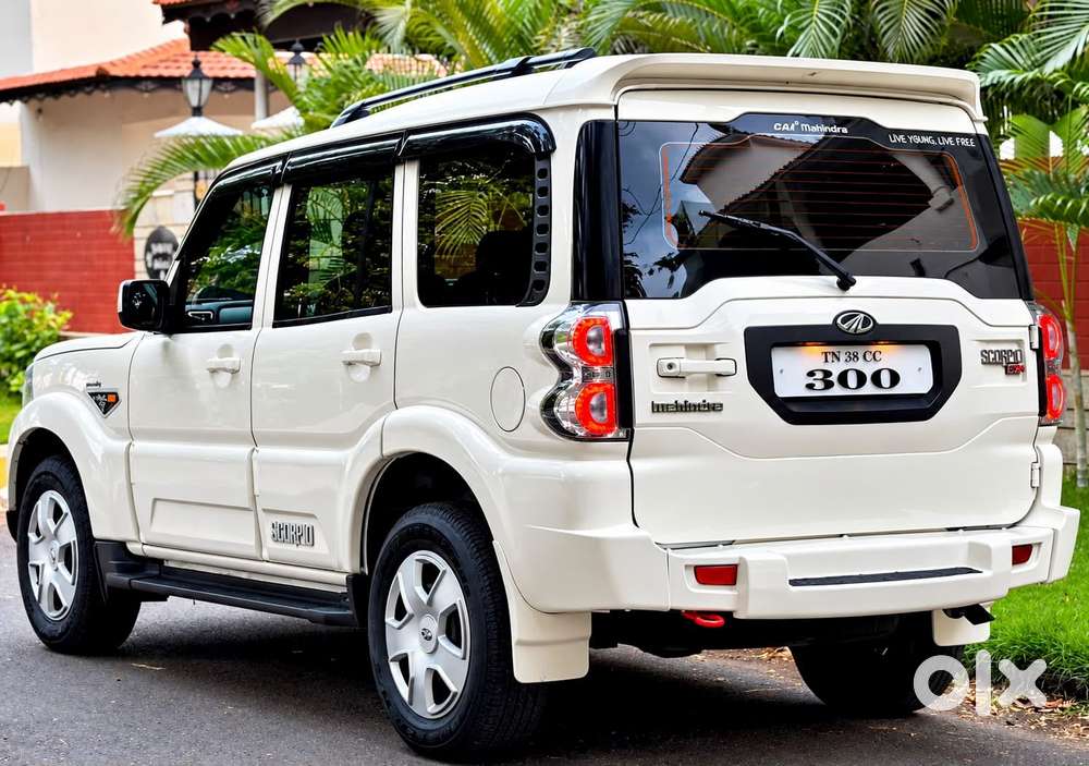 Mahindra Scorpio S6 Plus, 2015, Diesel
