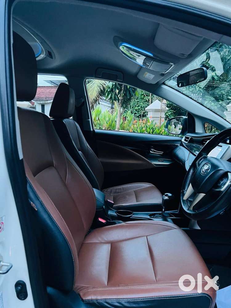 Toyota Innova Crysta 2.8z Automatic, 2019, Diesel