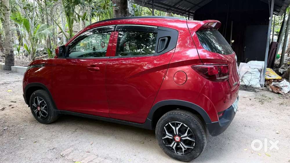 Mahindra Kuv 100 2016 Petrol 37300 Km Driven