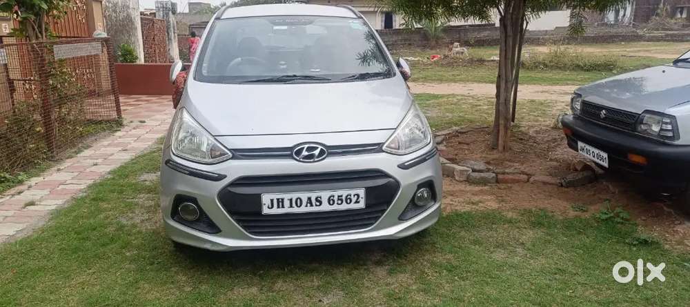 Hyundai Grand I10 2015 Petrol 70000 Km Driven