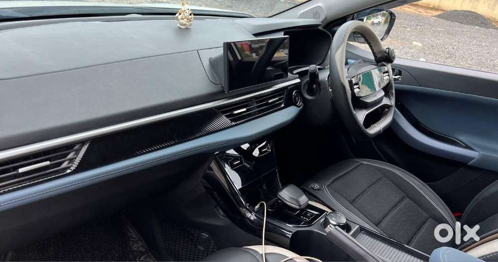 Tata Curvv Creative Plus S 1.2 Revotron Petrol 7dca, 2025, Petrol