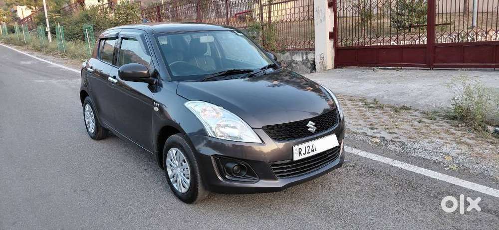 Maruti Suzuki Swift 1.2 Lxi (o), 2017, Petrol