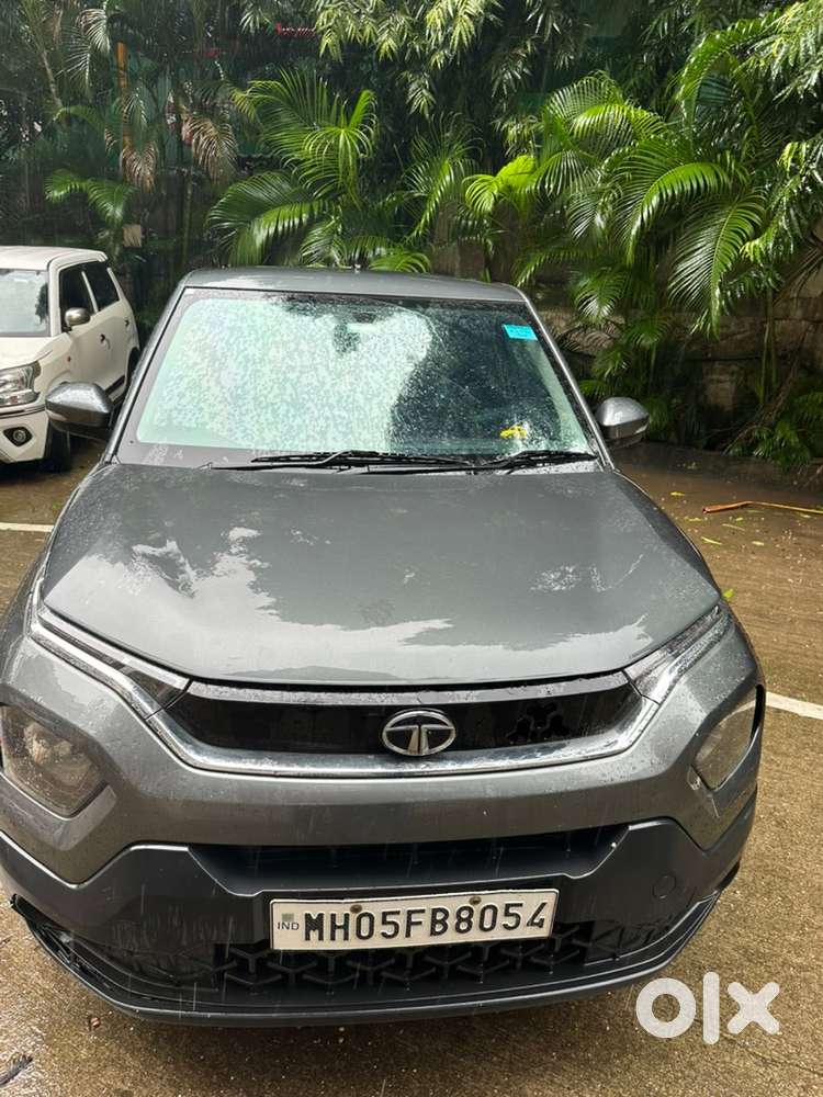 2023 Tata Punch Petrol Manual