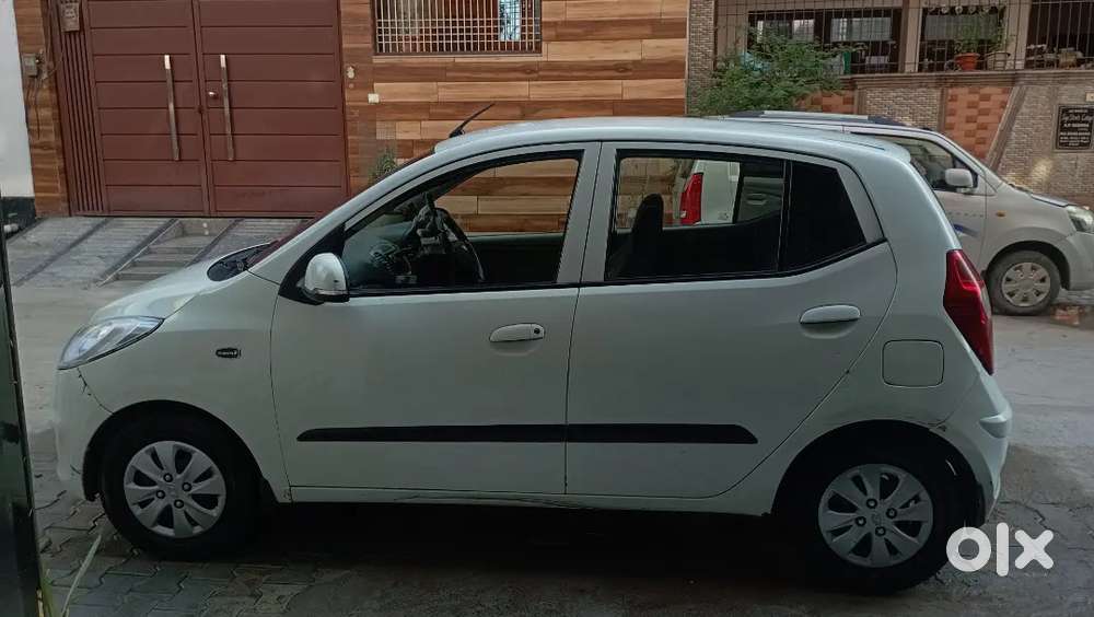 Hyundai I10 2011 Petrol+cng 149000 Km Driven