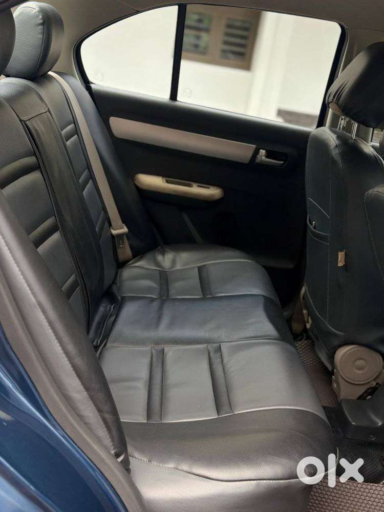 Maruti Suzuki Swift Dzire 1.2 Zxi Bsiv, 2010, Petrol