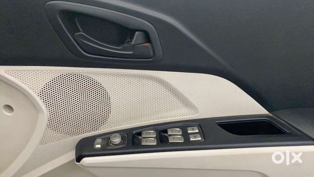 Mahindra Xuv300 W8 Diesel, 2020, Diesel