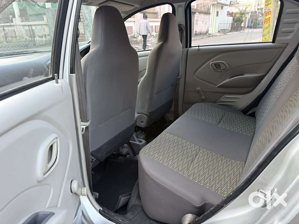 Datsun Redigo T Option, 2016, Petrol