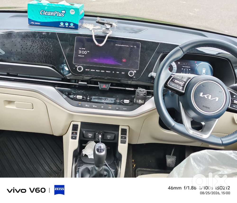 Kia Carens 2024 Diesel 10586 Km Driven