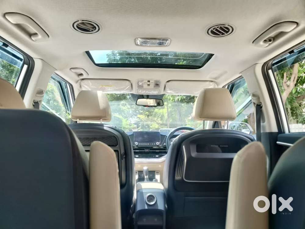 Kia Carens 1.4 Luxury Plus 6 Str, 2022, Petrol