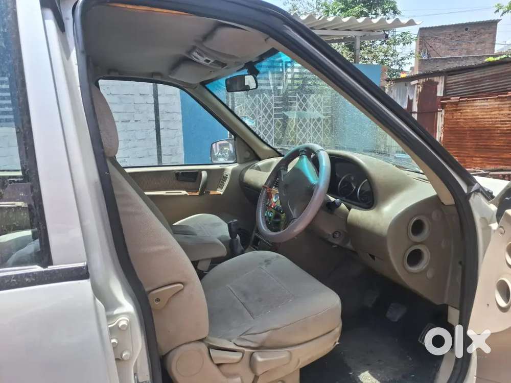 Tata Safari