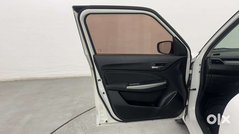 Maruti Suzuki Swift Amt Zxi, 2018, Petrol