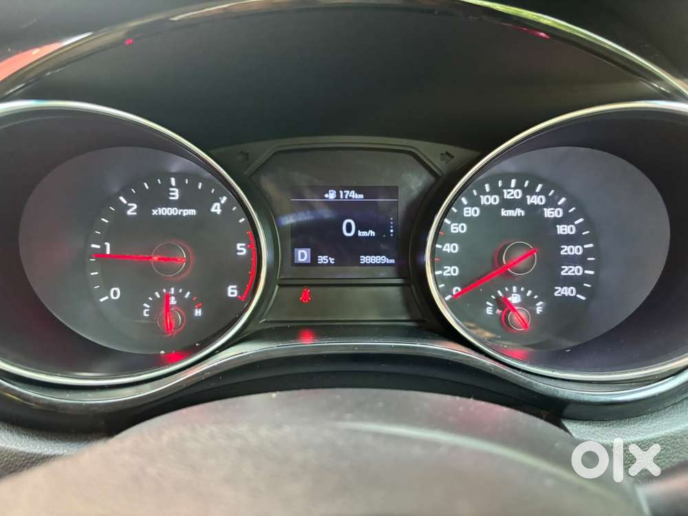 Kia Carnival Prestige, 2021, Diesel