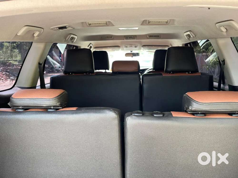 Toyota Innova Crysta 2.4g 8 Seater Lifetime Tax Paid Car