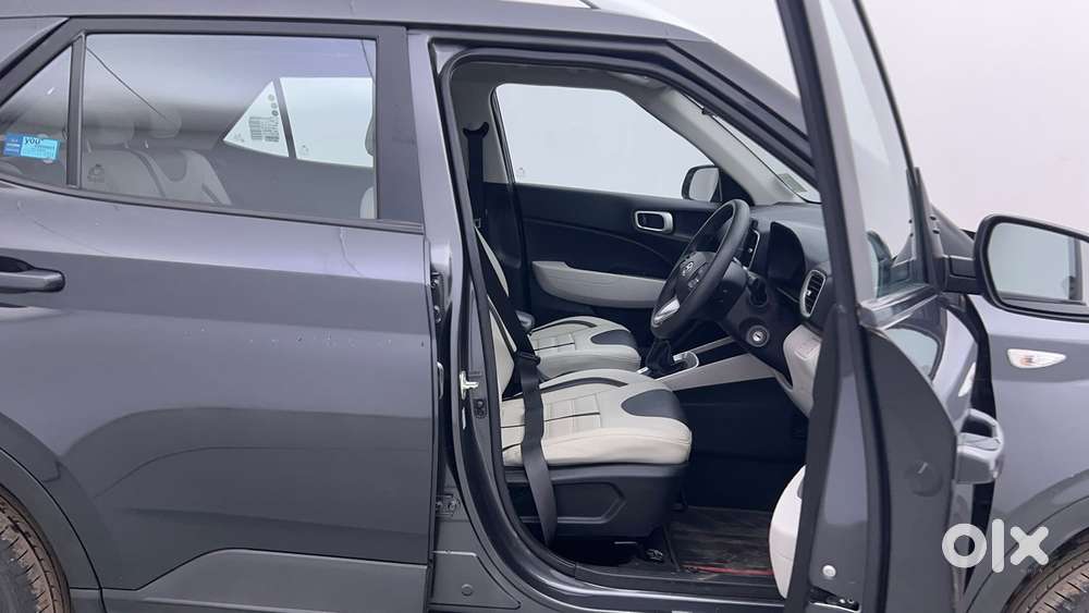 Hyundai Venue [2022-ongoing] 1.2 S, 2024, Petrol