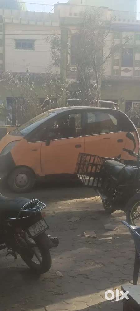 Model 2012 Gadi Ek Dum Ok Hai. Pollution Rc Hai. Insurance Expire H